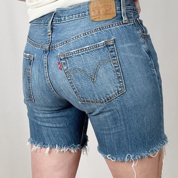Vintage Levi's 501's High Waisted Button Fly Distressed Cut Off Jean Shorts - 29 - Picture 3 of 11